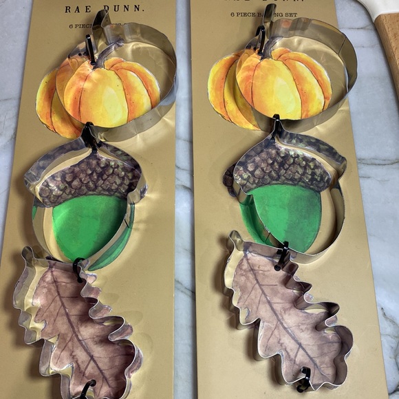 Happy Harvest Fall baking 6 fall metal cookie cutters 2 rubber Spatulas New - Picture 3 of 6
